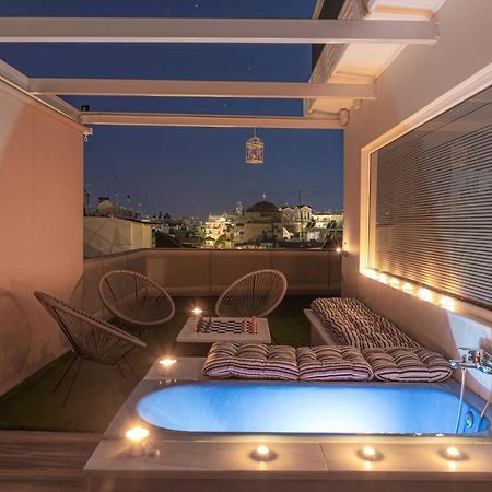 Tiny Central Penthouse, Big Terrace كالاماتا المظهر الخارجي الصورة